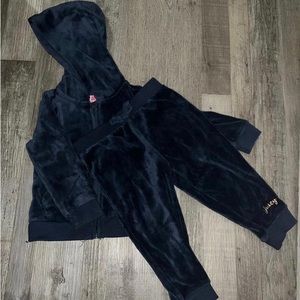 Juicy couture infant sweatsuit